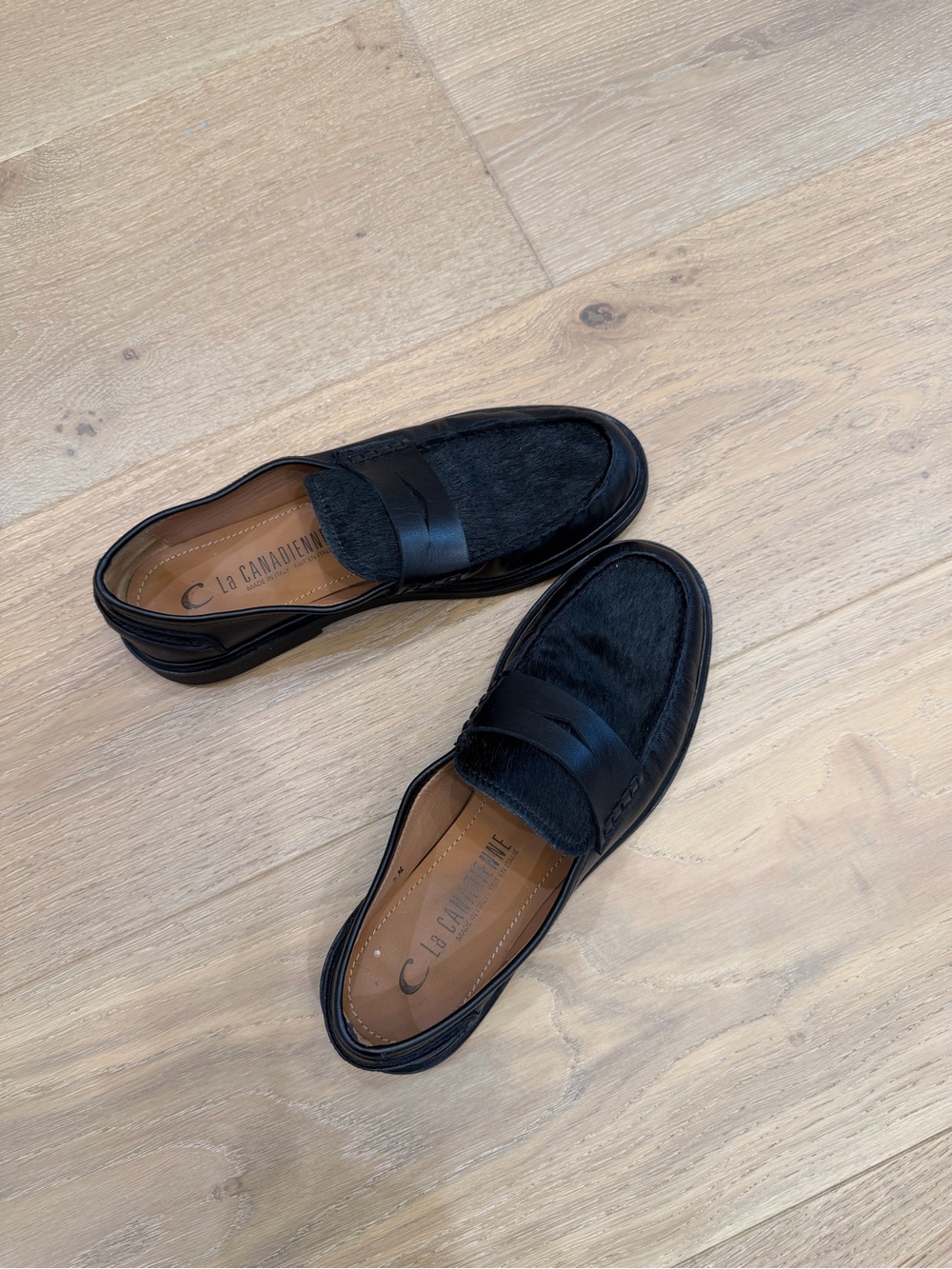 La CANADIENNE Black Men's Haircalf Penny Loafers